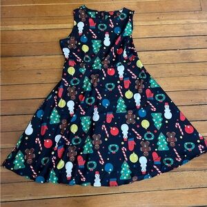 Women’s Christmas dress. Size extra large
Holiday dress, Santa, stockings